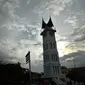 Suasana menjelang petang di kawasan wisata Jam Gadang, Bukit Tinggi, Sumbar. Pemerintah pusat maupun pemerintah daerah optimis pariwisata Sumbar akan segera pulih pascagempa.(Antara)