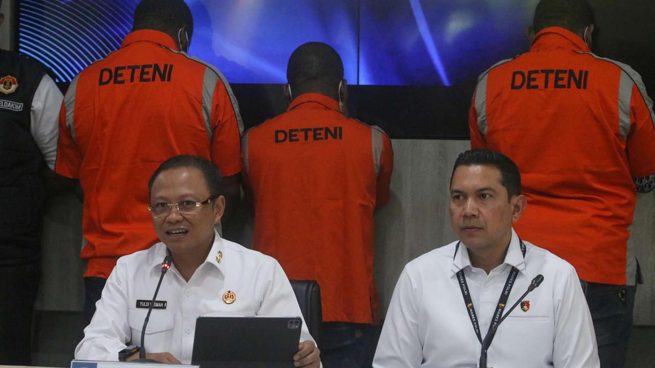 Tiga WNA ditangkap karena kasus uang palsu
