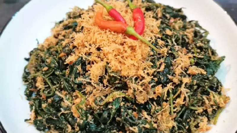 Resep praktis urap daun kenikir  @wenny_must