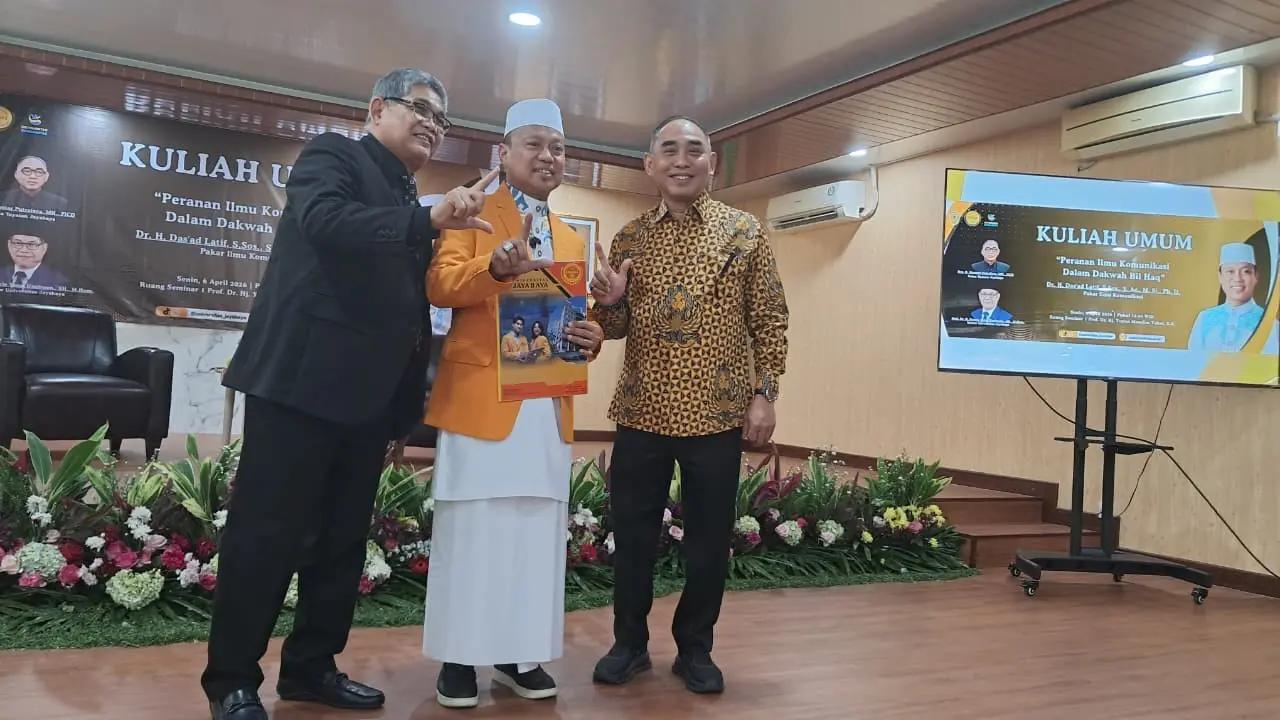 Universitas Jayabaya resmi mengangkat Ustaz Das'ad Latif sebagai dosen luar biasa pada Fakultas Ilmu Komunikasi. (Istimewa)