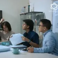 Kemiripan Vino G Bastian dengan almarhum Chrisye membuat Vino merasa bangga.