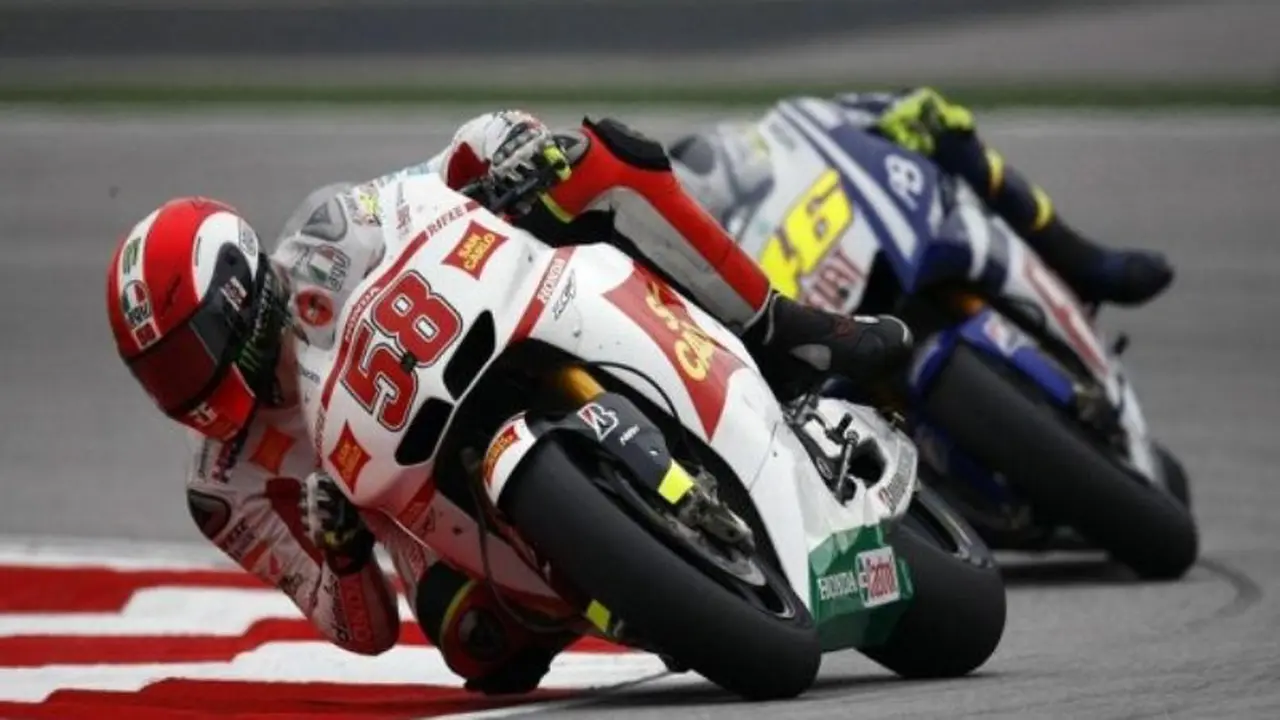 Valentino Rossi dan Marco Simoncelli