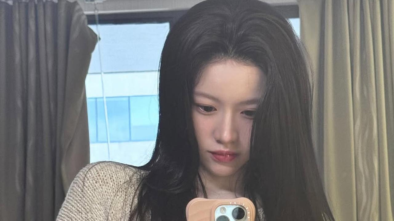 Go Yoon Jung Sering Dipasangkan dengan Aktor yang Lebih Tua, Fans Protes