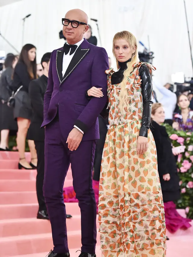 Tampilan Glamor Para Bintang Berbalut Gucci di Met Gala