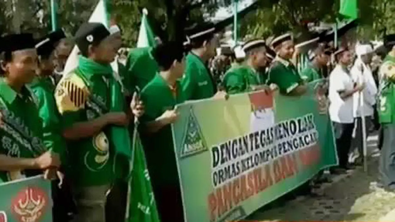  Unjuk Rasa Tolak HTI