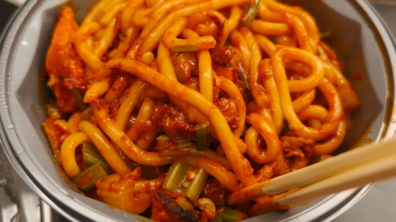 Resep Gochujang Butter Noodles yang Mudah Dibuat