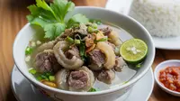 Cara Membuat Soto Kikil Bening yang Empuk Tanpa Bau Amis, Menggugah Selera Makan