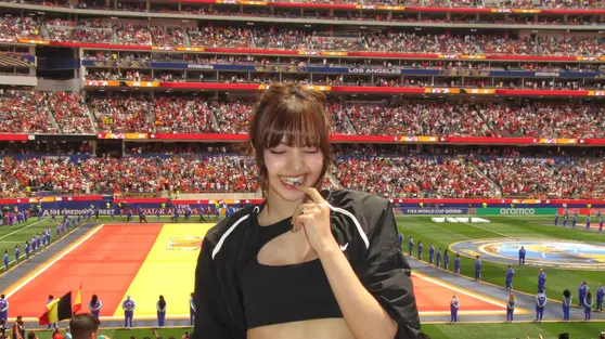 Lisa BLACKPINK Jadi Nike Girl saat Nonton Piala Dunia 2026, Tas Cabai Rp42 Juta Jadi Sorotan