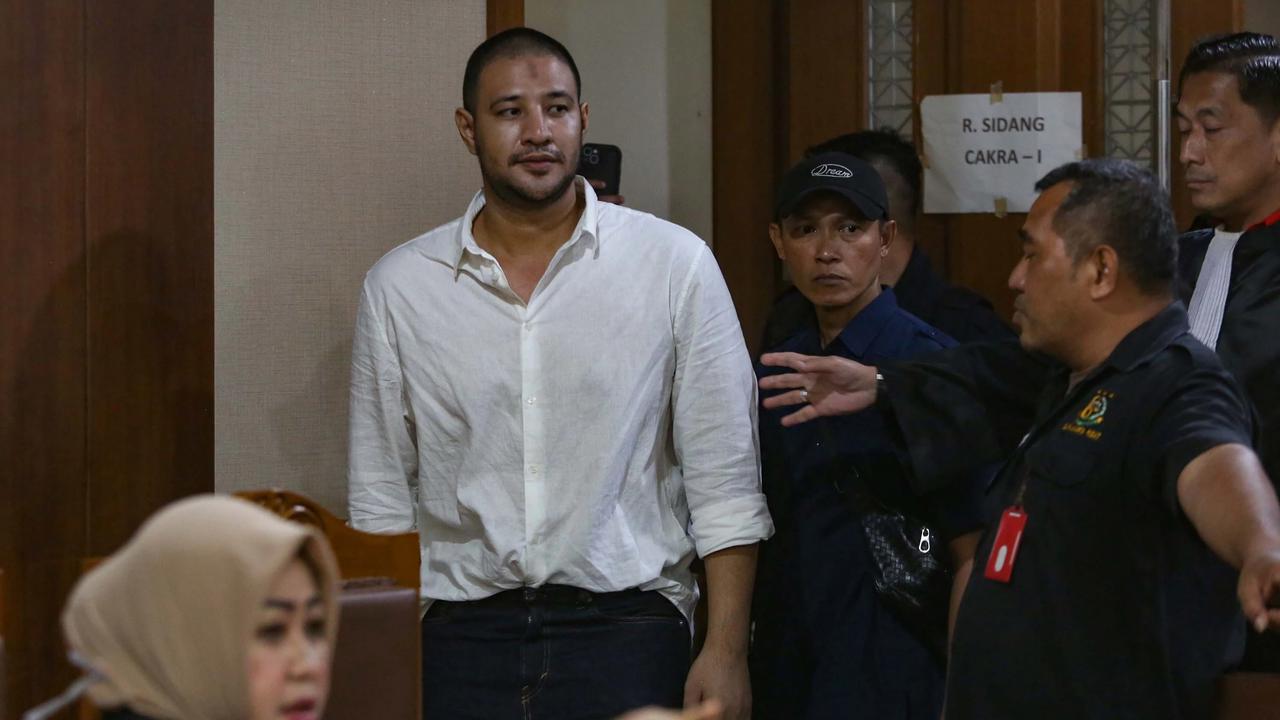 FOTO: Ammar Zoni Jalani Sidang Perdana Dugaan Peredaran Narkotika di Lapas