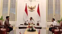 Syahrul Yasin Limpo (kiri) bertemu dengan Presiden Jokowi di Istana, Minggu (8/10/2023). (Liputan6.com/Lizsa Egeham)