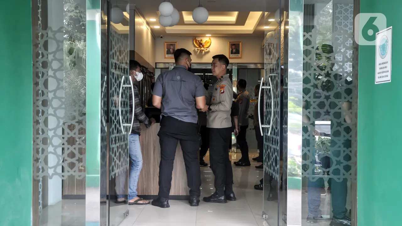 Penjagaan Ketat Kantor MUI Pusat Pasca Insiden Penembakan
