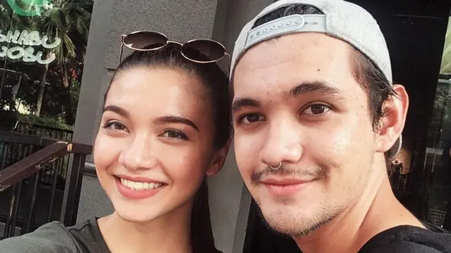 7 Potret Kenangan Mendiang Marco Panari dan Sang Kakak Angela Gilsha, Kompak