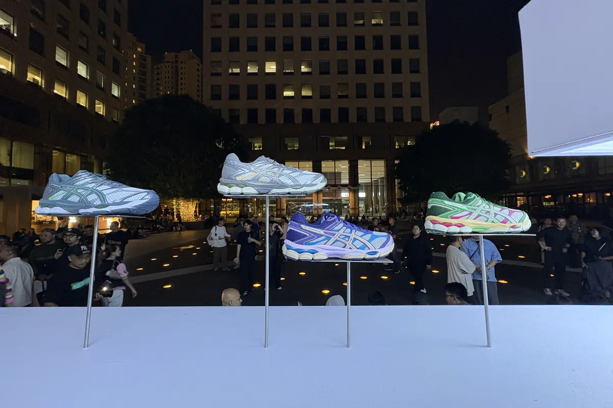 Serasa Menginjak Awan, Sneakers Ini Hadirkan Pengalaman Rileks untuk Remaja Jompo Jakarta