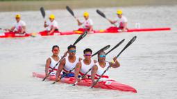 Emas diraih melalui kerja solid empat atlet andalan Indonesia: Stevani Maysche Ibo, Indra Hidayat, Ramla Baharuddin, dan Subhi, dengan catatan waktu impresif 1:37.916. (Foto: NOC Indonesia/Tetuko Mediantoro)