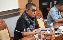 VIDEO: Hinca Komisi III Tegas Depan Jenderal Polisi "Pertaruhkan Wibawa Negara, Riza Chalid Harus Ditangkap"