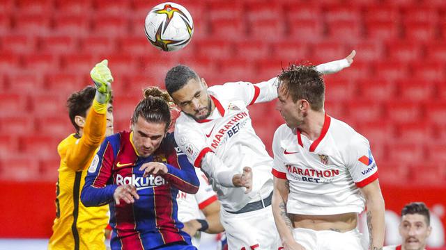 FOTO: Dibobol Sang Mantan, Barcelona Tumbang di Markas Sevilla