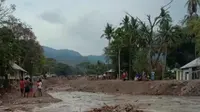 banjir kembali menerjang dua wialayah di pulau Adonara, akes jalan putus, tidak ada korban jiwa. (Foto Istimewah)