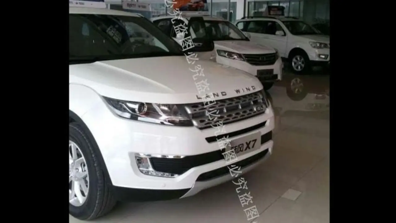 Goda Konsumen, Jiplakan Range Rover Evoque Dapat Aksesoris Tiruan