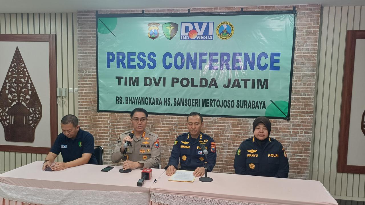 DVI Polda Jatim Identifikasi Dua Jenazah Utuh dan Satu Bagian Tubuh Korban Ambruknya Ponpes Al Khoziny