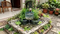 7 Inspirasi Kolam Mini Depan Rumah dari Galon Bekas Lengkap dengan Air Mancur Kecil yang Menenangkan