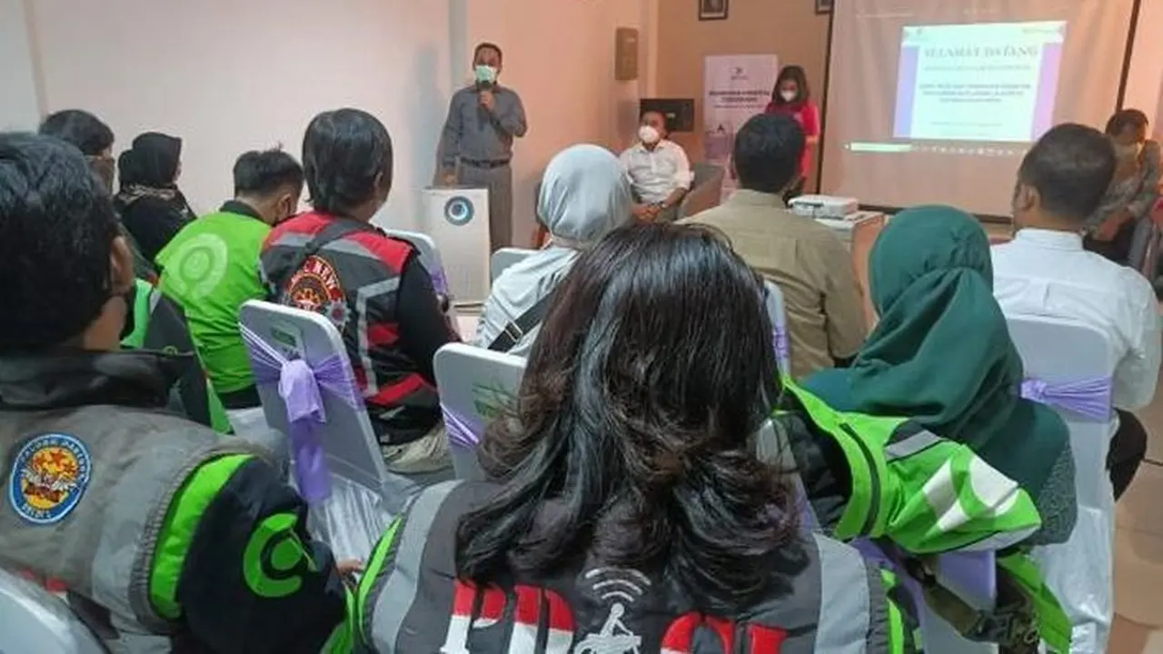 Ratusan driver ojek online (Ojol) mendapatkan bekal mengenai pertolongan pertama di Brawijaya Hospital Tangerang, Rabu (27/7/2022).