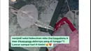 Sempat sembunyikan soal hubungan keduanya, Erina Gudono dan Kaesang Pangarep mengejutkan publik saat unggah foto prewedding. Jadi saksi perjalanan cinta Erina dan Kaesang, Syafaniar Virgyen sahabat Erina Gudono ungkap pernah jadi saksi kebucinan pasangan yang terpaut usia 1 tahun itu. Jadi bridesmaid di pernikahan Erina dan Kaesang, Syafaniar ikut bahagia atas pernikahan sahabatnya itu. (Liputan6.com/IG/@erinagudono)