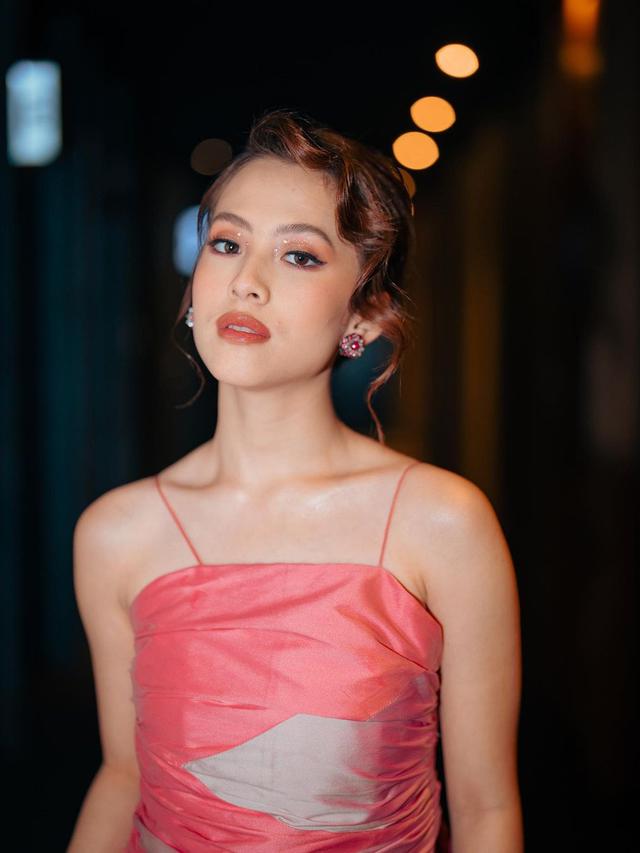 6 Potret Terbaru Adhisty Zara dan Angga Yunanda yang Kembali Beradu Akting di Film Baru