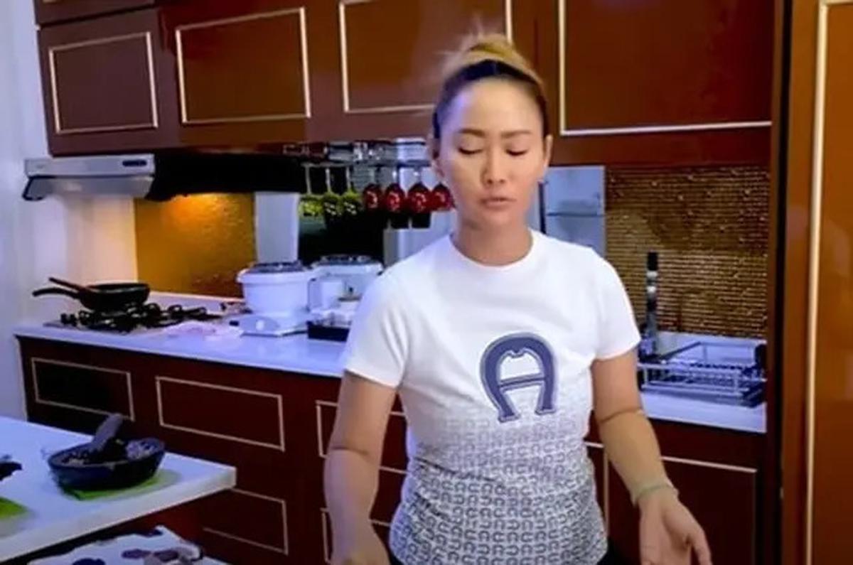Inspirasi untuk Bangun Rumah di 2024, Ini Model Dapur Minimalis nan Estetik Rumah-rumah Artis