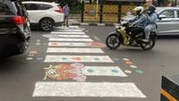 Zebra Cross Pac Man Buatan Warga di Tebet