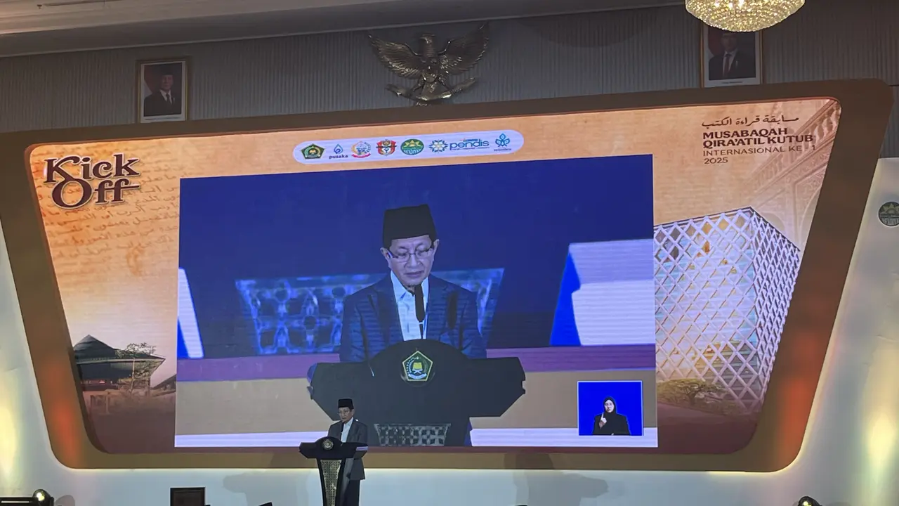 Menteri Agama (Menag), Nasaruddin Umar resmi melakukan Kick Off terhadap gelaran Musabaqah Qira'atil Kutub (MQK) atau perlombaan membaca kitab kuning tingkat Internasional.