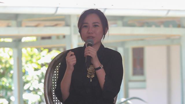 Direktur Eksekutif Shopee Indonesia Christin Djuarto mengatakan, Shopee memahami betapa pentingnya bagi Solo untuk mempertahankan kearifan lokal dan warisan budaya saat memasuki era digital.