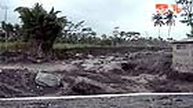 Lahar Dingin Kembali Menerjang Sungai Putih