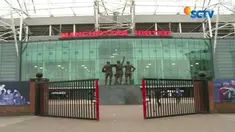 Tak hanya menjamu para penggila sepak bola, Stadion Old Trafford ternyata juga menarik untuk dikunjungi para wisatawan dari berbagai negara.