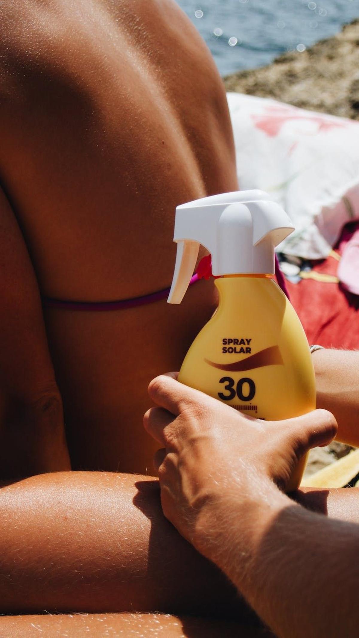1.&nbsp;Oxybenzone