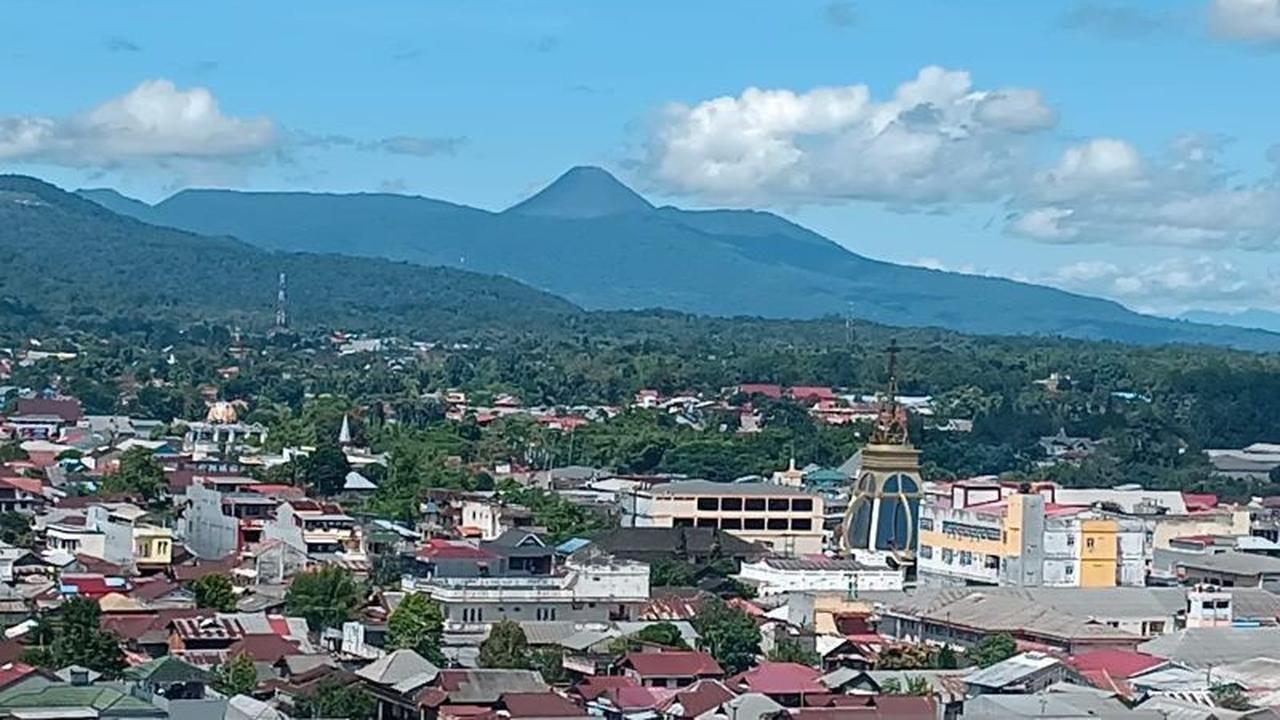 Aktivitas Gempa Gunung Soputan Didominasi Tektonik Jauh, Status Waspada Tetap Berlaku