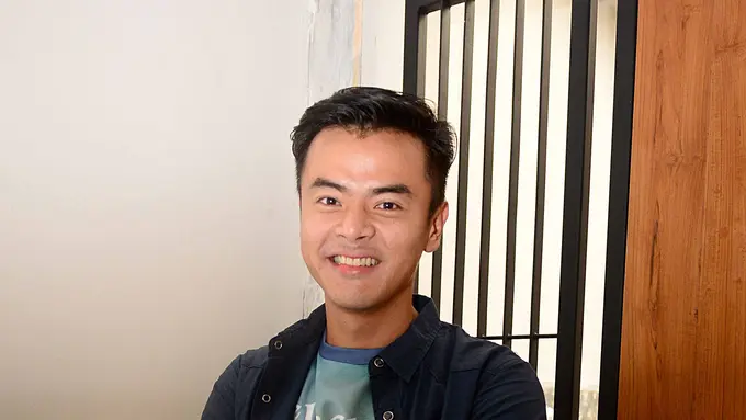 [Bintang] Dion Wiyoko Merasa Masih Anak Bawang di Industri Film