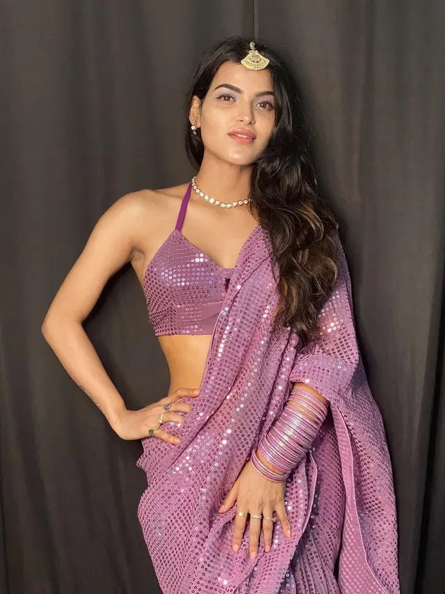 Potret Unika Ray Model Asal India. (Sumber: Instagram/realunik28)