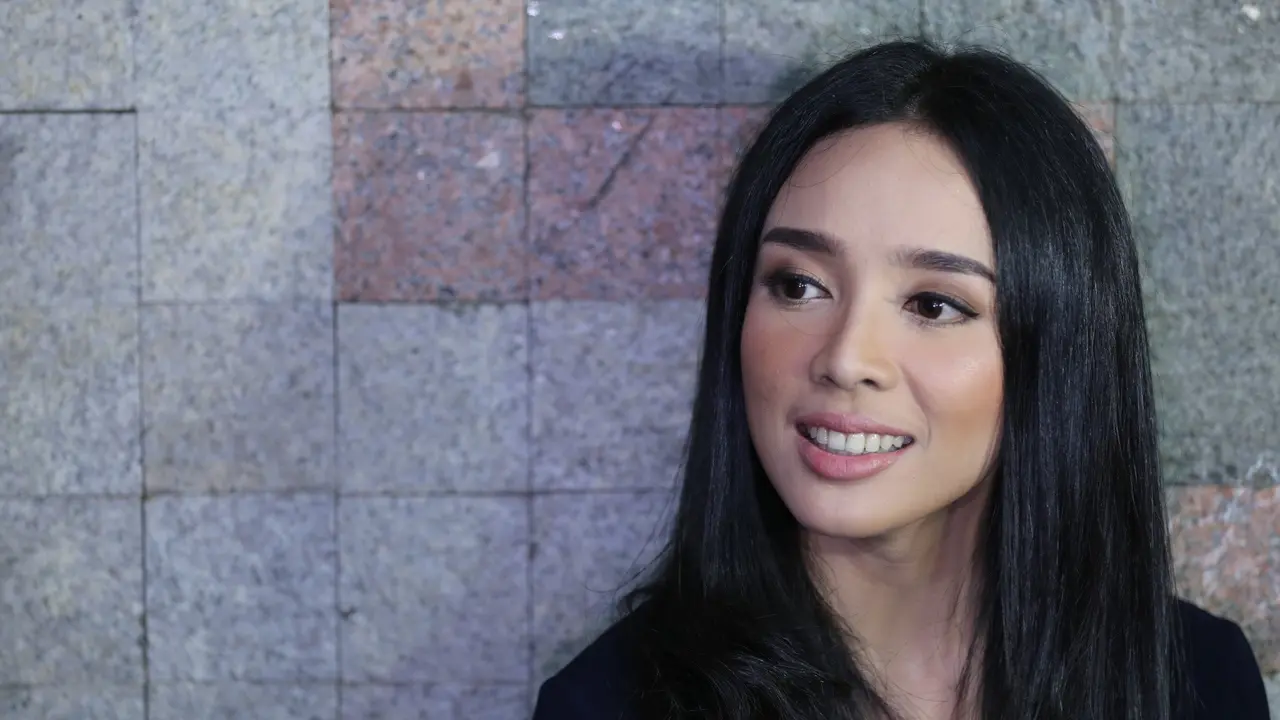 [Bintang] Dea Ananda