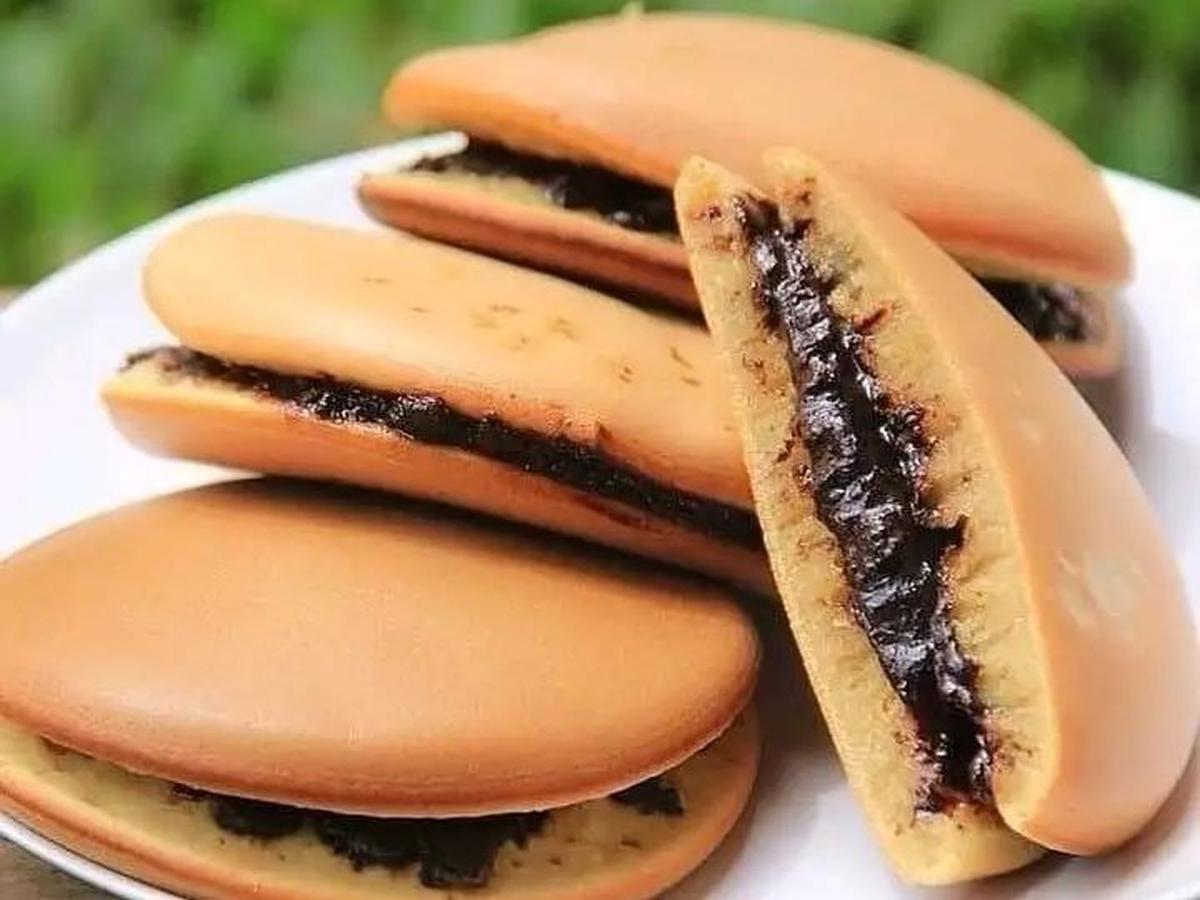 <b>2. Dorayaki</b>