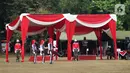 Anggota Pasukan Pengibar Bendera Pusaka (Paskibraka) melakukan saat latihan di Lapangan PP-PON, Jakarta, Selasa (11/8/2020). Latihan ini persiapan jelang pelaksanaan Upacara Peringatan 75 tahun Kemerdekaan Indonesia di Istana Negara, Jakarta. (Liputan6.com/Helmi Fithriansyah)