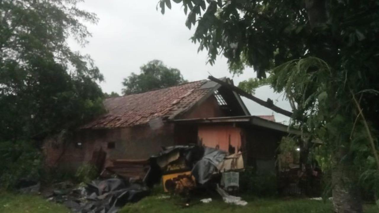 Terungkap! 304 Warga Terdampak Dampak Cuaca Ekstrem Bekasi, BNPB Kerahkan Bantuan Darurat
