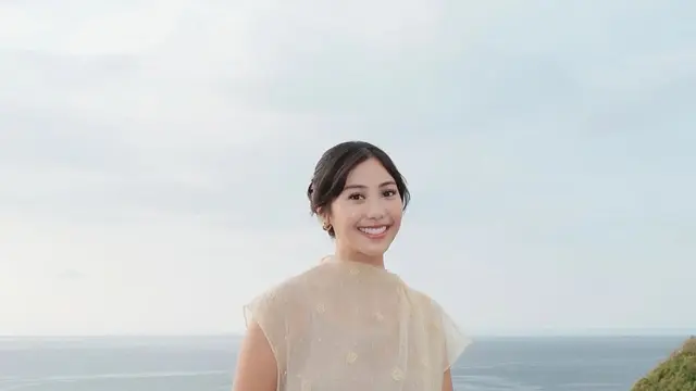 Gaya Winona Willy, Ibu Dua Anak yang Tetap Stylish di Setiap Momen