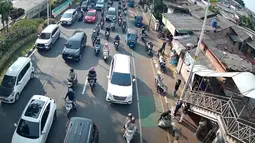 Hari Pertama Masuk Sekolah, Lalu Lintas Jakarta Padat