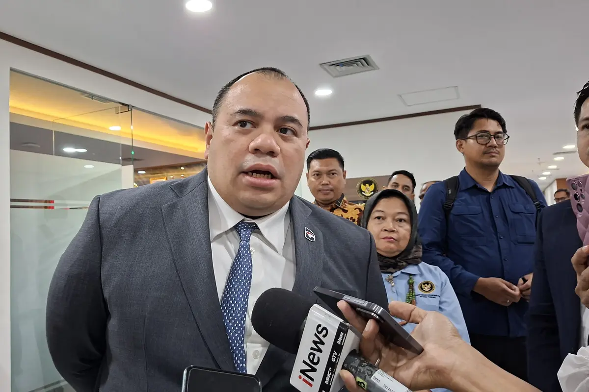 Chief Investment Officer (CIO) Danantara, Pandu Sjahrir di Kantor Kemenko Bidang Pangan, Jakarta, Rabu (17/12/2025).