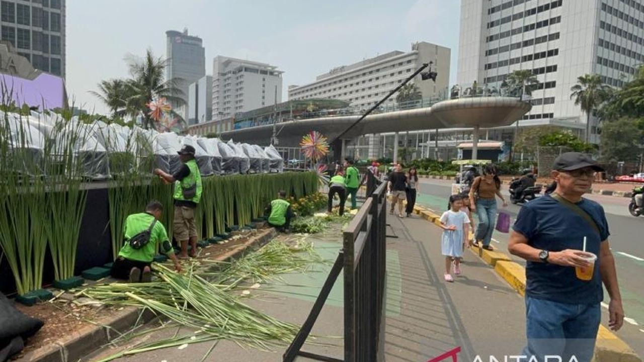 Warga Padati Bundaran HI Sambut Puncak Perayaan HUT ke-499 Jakarta