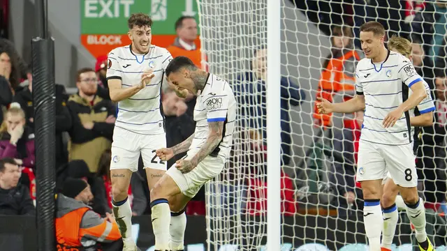 FOTO Atalanta Menang di Markas Liverpool