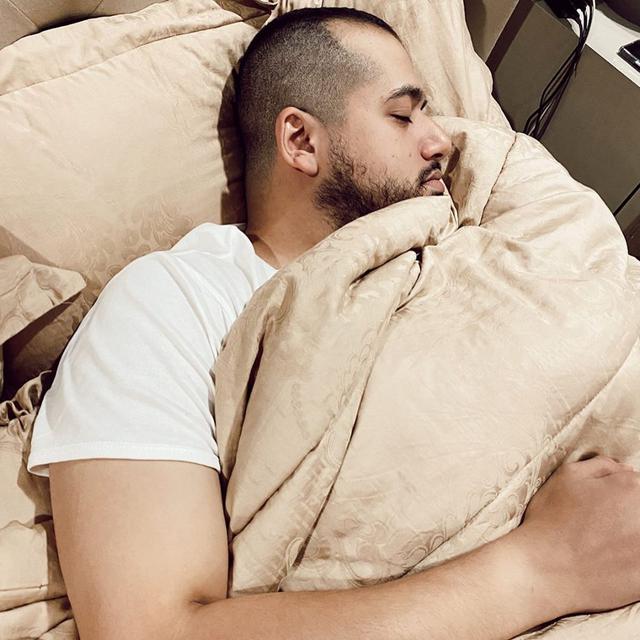 Momen Manis Saat Tasya Farasya Beritahukan Kehamilan Kepada Sang Suami