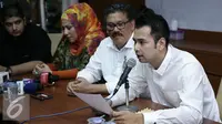 Raffi Ahmad mendatangi Kantor Persatuan Wartawan Indonesia (PWI) dalam rangka meminta maaf karena dianggap telah menghina profesi wartawan dalam acara Happy Show. [Foto: Herman Zakaria/Liputan6.com]