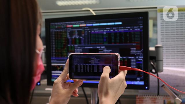 FOTO: Jelang Tutup, Nilai Perdagangan Saham Lebih dari Rp 7,7 Triliun