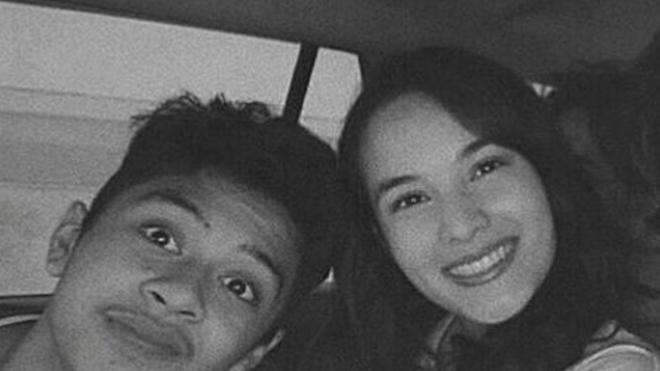 Aksi Bela Islan dan Save Chelsea Islan dari Bastian Steel ...